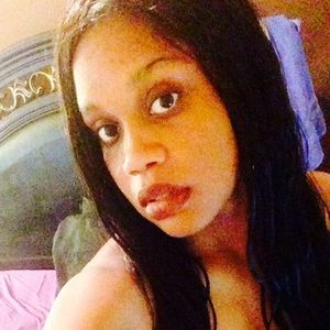 Meet your Posher, Shae